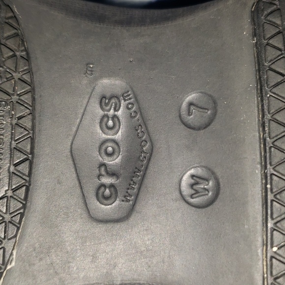 Black CROCS - Picture 6 of 7